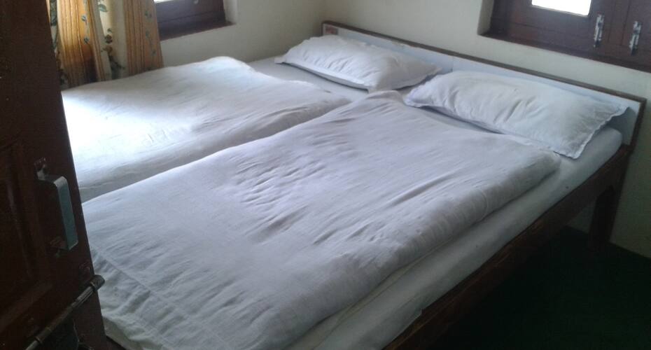 Hotel Himalayan, Yamunotri 4